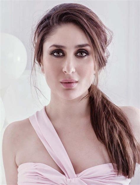 sexy video kareena kapoor|Kareena Kapoor Khan